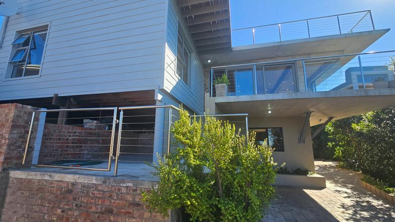 3 Bedroom Property for Sale in Dana Bay Western Cape